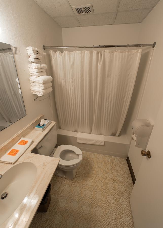 מורדו American Inn Express מראה חיצוני תמונה